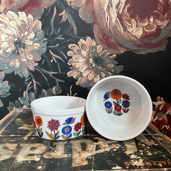 VTG Japanese Ramekins with Vibrant Floral Butterfly Pattern - Picture 2 of 12